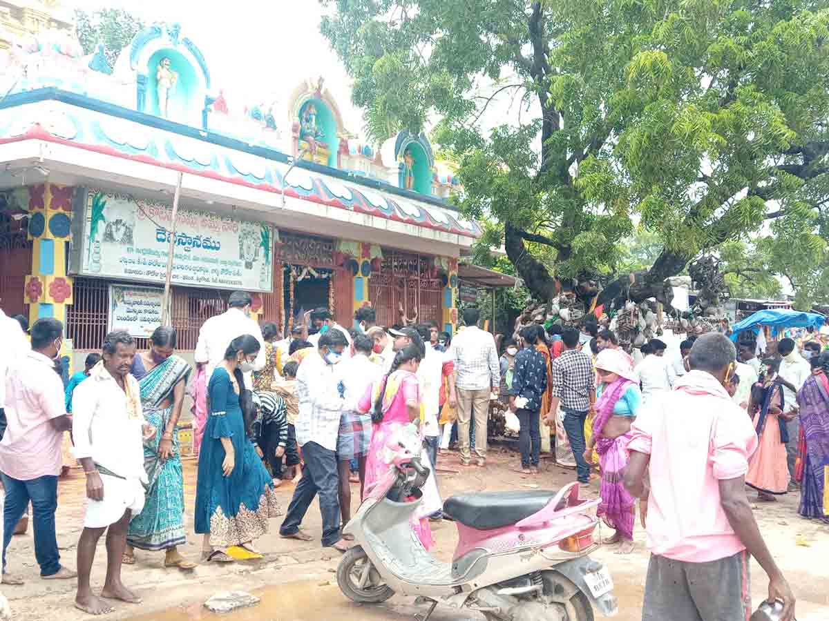నిడమనూరు: కోటమైసమ్మ ఆలయానికి పోటెత్తిన భక్తులు