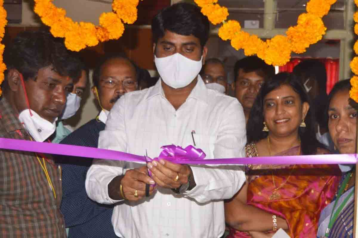 టెలీ మెడిసిన్‌ ద్వారా సులభంగా వైద్య నిపుణుల సేవలు