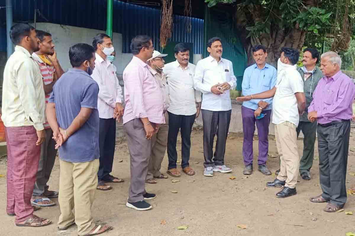 సీఎం కేసీఆర్‌, కవిత కారణంగానే సింగరేణి కార్మికులకు అనేక పథకాలు