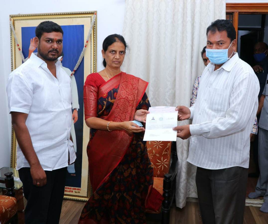 Cmrf | సీఎం సహాయనిధి పేదల‌కు ఆపన్న హస్తం