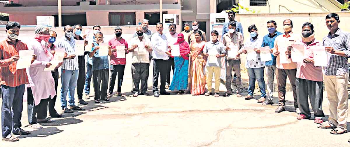 అర్హులందరికీ సీఎం రిలీఫ్‌ ఫండ్‌