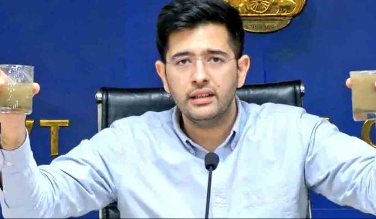 న‌రేంద్ర మోదీ నుంచి ప్రేమ లేఖ అందింది : ఆప్ ట్వీట్