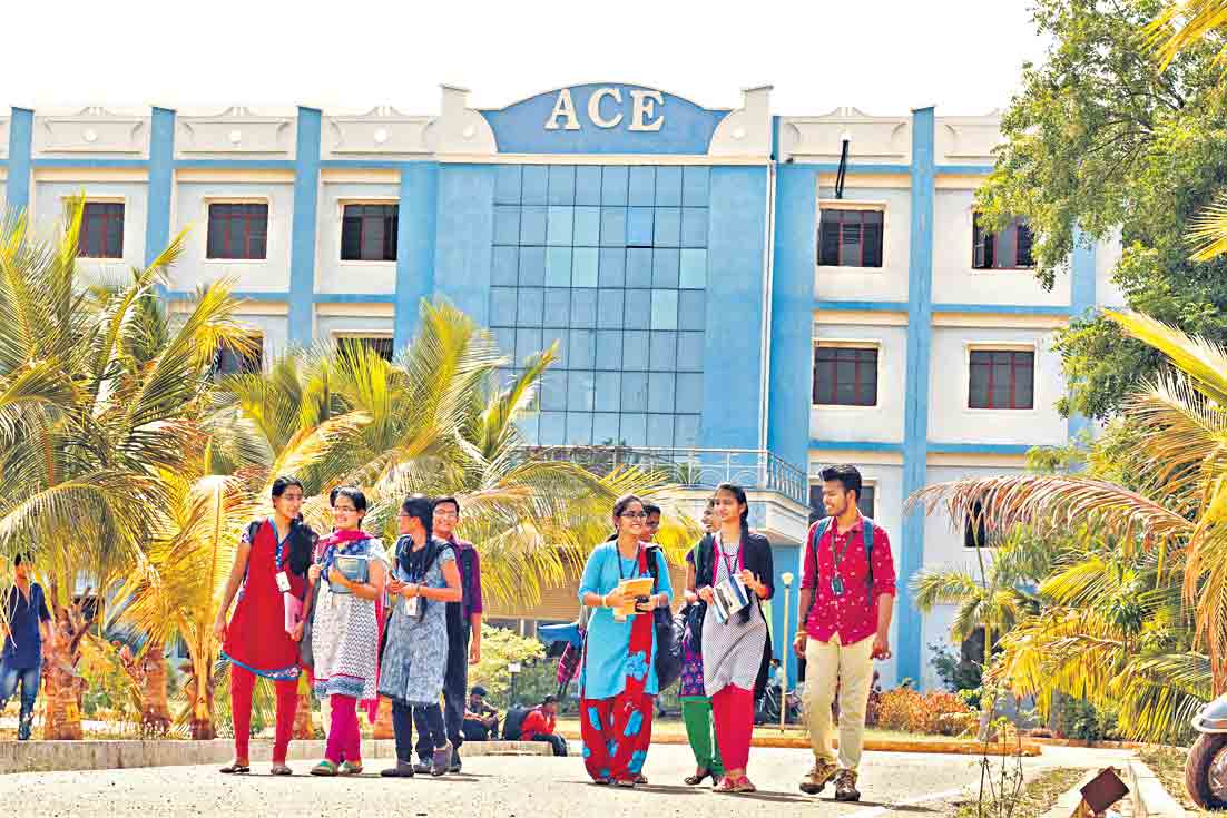 కోర్‌ గ్రూప్‌ కోర్సులు క్లోజ్‌ చేయం