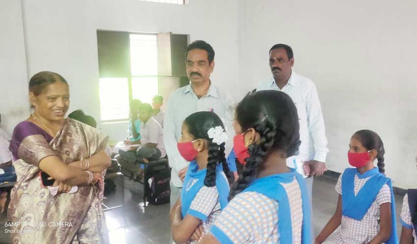 విద్యార్థులకు అర్థమయ్యేలా బోధించాలి