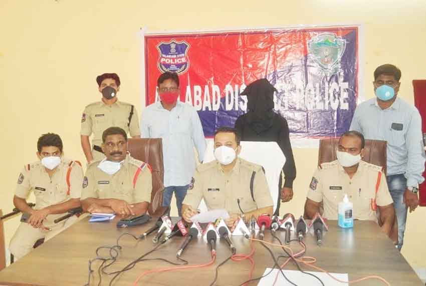 చోరీలకు పాల్పడుతున్న నిందితుడి అరెస్టు