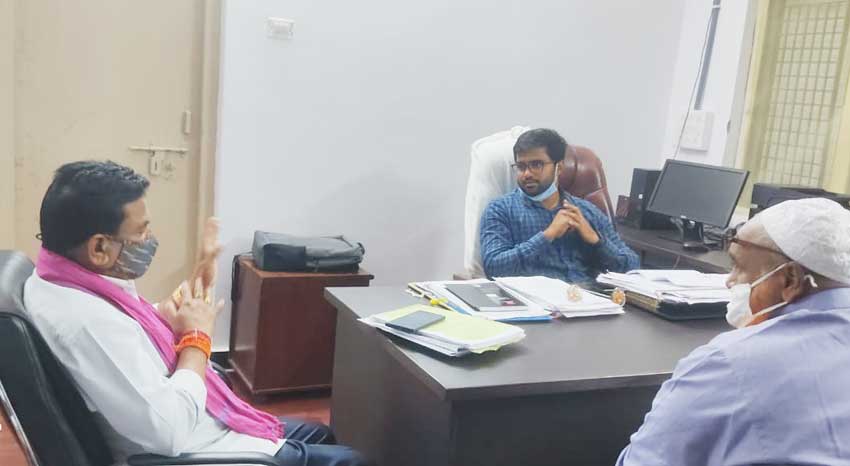 వ్యాక్సినేషన్‌ డ్రైవ్‌కు సహకరించాలి