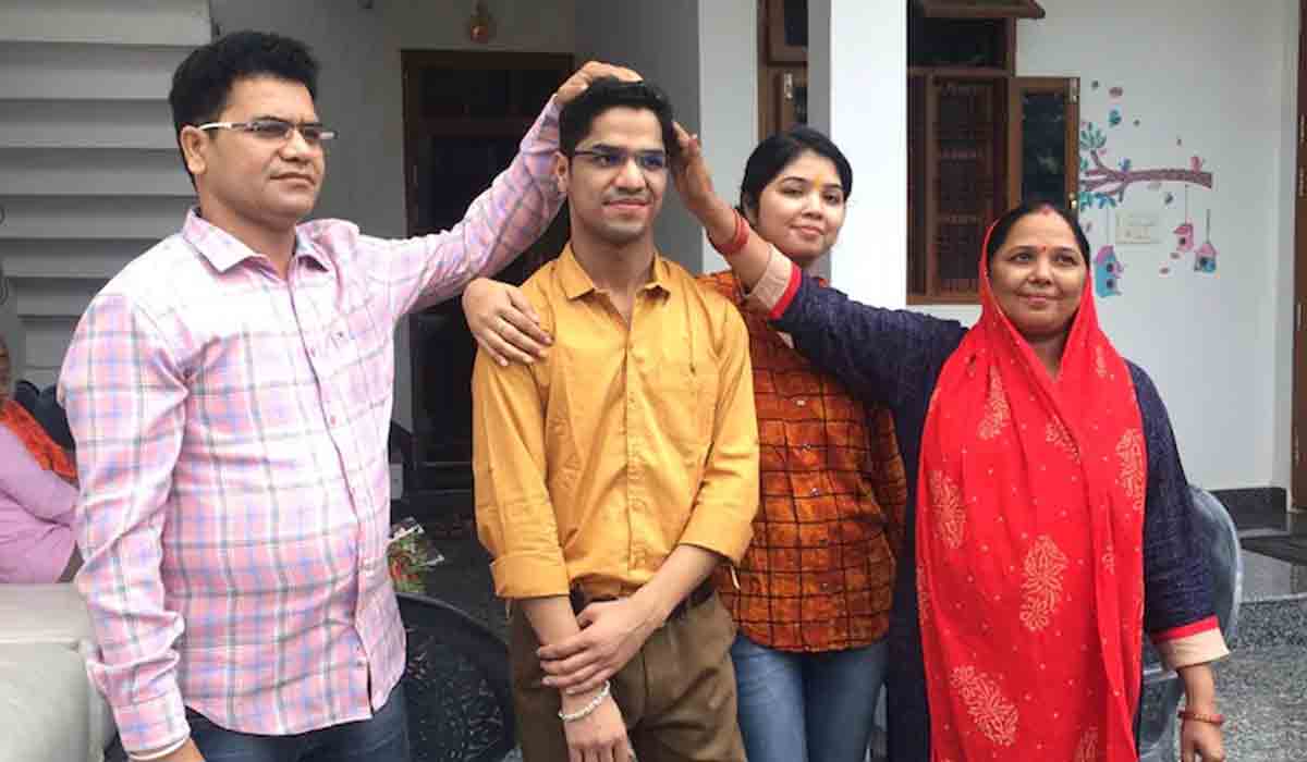 22 ఏండ్లకే సివిల్స్‌లో మెరిసిన గోల్డ్ మెడ‌లిస్ట్.. ర్యాంకు ఎంతంటే..?