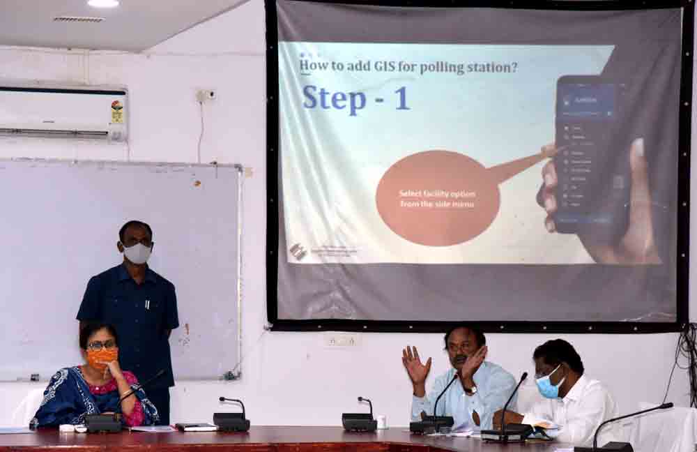 ఈసీ నియమావళి పాటించాలి