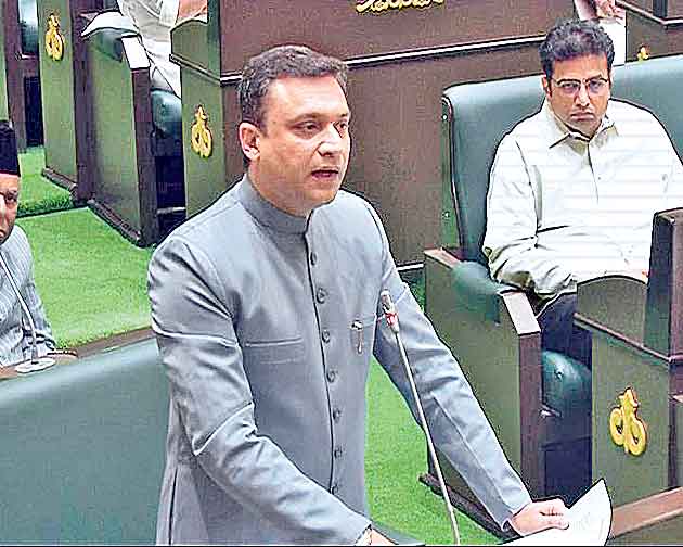 హైదరాబాదీగా గర్వపడుతున్నా.. టీఆర్ఎస్ ప్ర‌భుత్వంపై ఓవైసీ ప్ర‌శంస‌లు