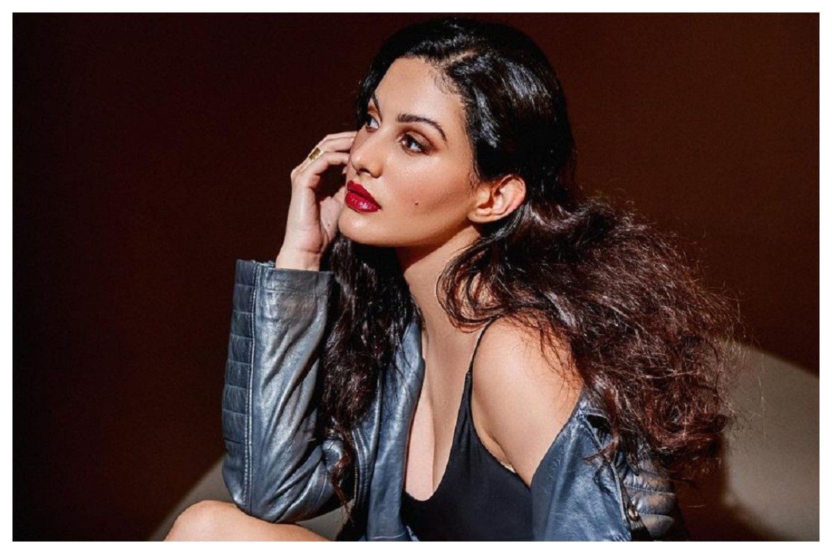 Amyra Dastur | అమైరా దస్తూర్ ఇన్‌స్టా ఫొటోలు