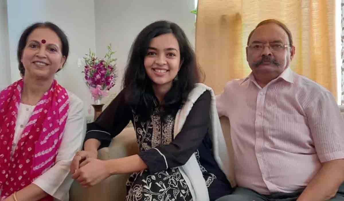 సివిల్స్ ఇంట‌ర్వ్యూలో రికార్డ్ సృష్టించిన 9వ ర్యాంక‌ర్ డాక్ట‌ర్ అప‌ల‌