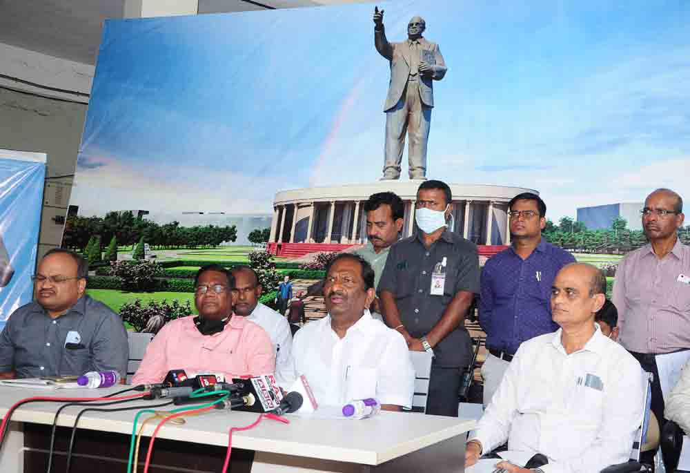 అంబేద్కర్‌ విగ్రహం 15 నెలల్లో పూర్తి