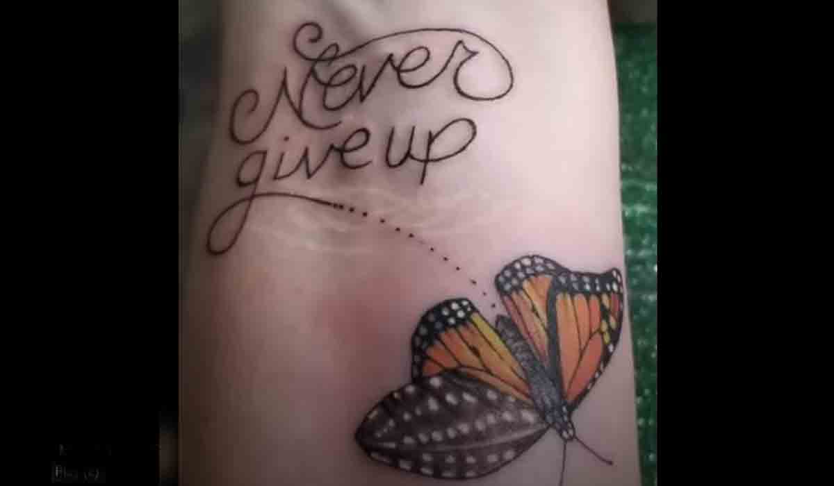 సీతాకోక చిలుక‌కు ప్రాణం పోసిన మ‌హిళ‌.. వీడియో వైర‌ల్