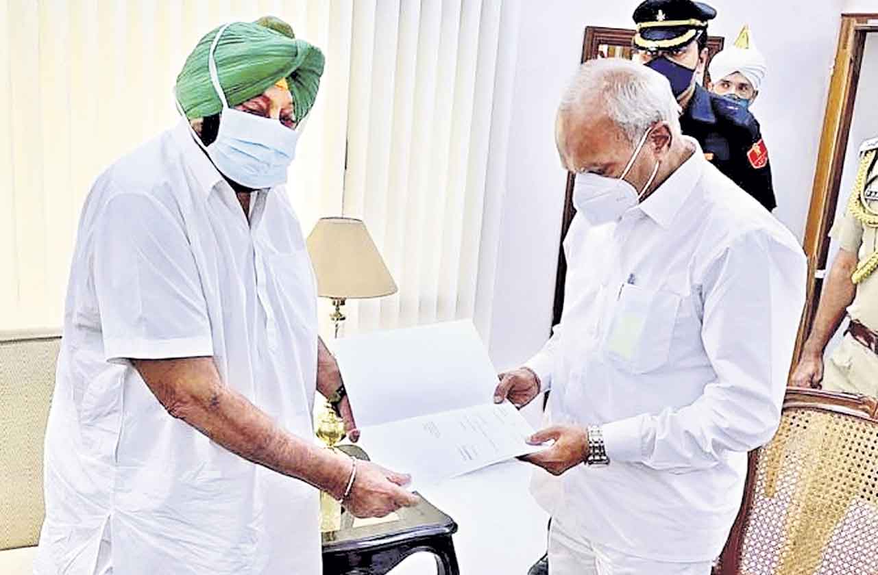 కెప్టెన్‌ రాజీనామా