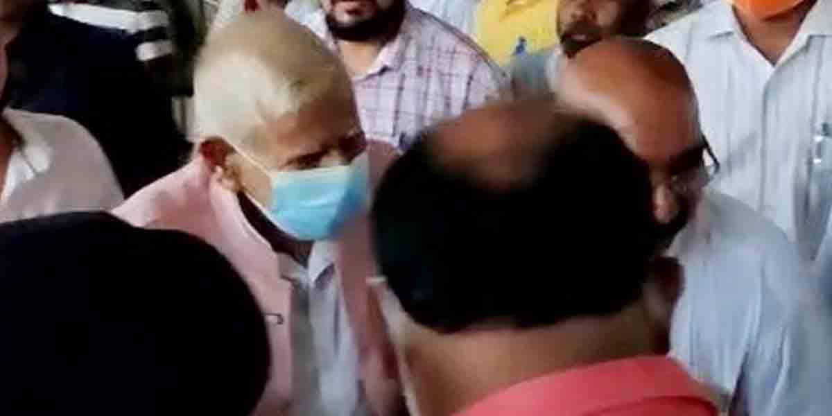 బ్రాహ్మ‌ణుల‌పై కామెంట్స్‌: జైలుకు వెళ్లిన‌ ఛ‌త్తీస్‌గ‌ఢ్ ముఖ్య‌మంత్రి తండ్రి..!