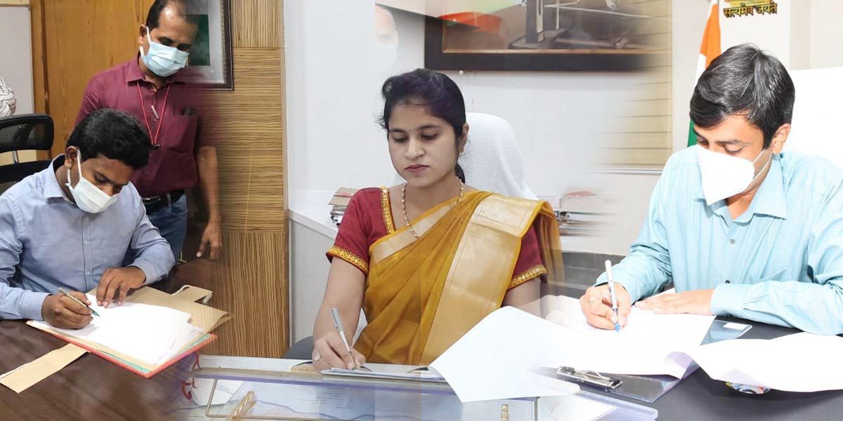 బాధ్యతలు స్వీకరించిన సిరిసిల్ల, జోగులాంబ, వరంగల్‌, వికారాబాద్‌ కలెక్టర్లు