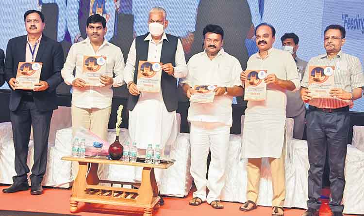 దేశ ఆర్థిక వ్యవస్థలో పశుసంపద కీలకం