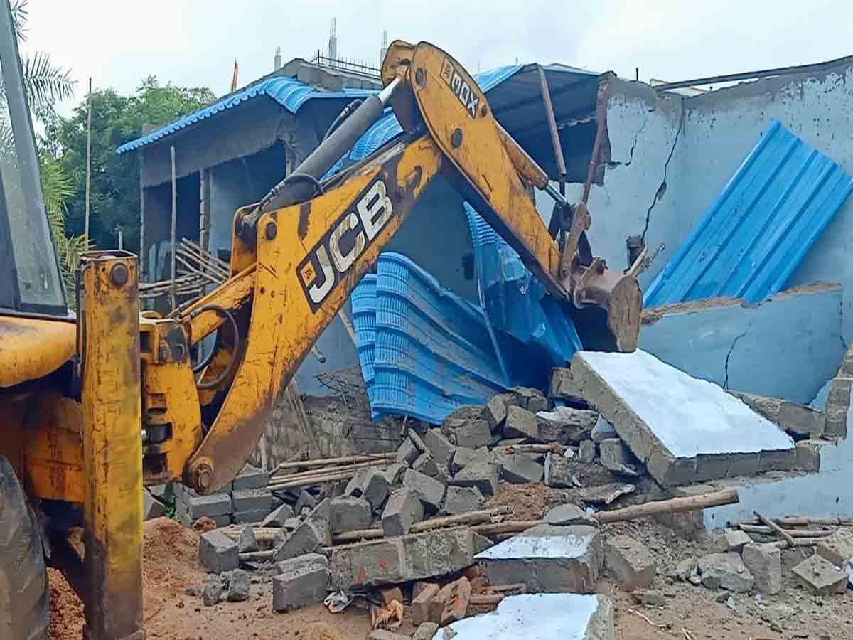 Demolition | ఎల్లారెడ్డిగూడలో అక్రమకట్టడాల కూల్చివేత…