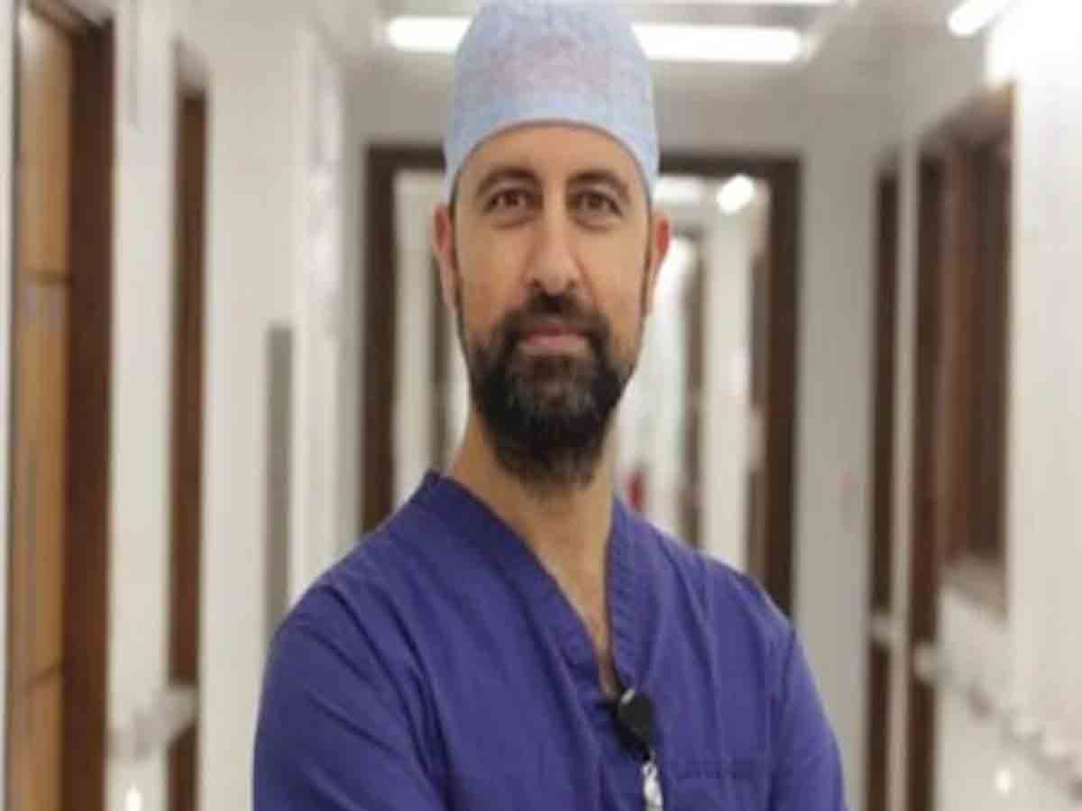 త‌లలు అతుక్కొని పుట్టిన ఇజ్రాయెల్‌ క‌వ‌ల‌ల‌ స‌ర్జ‌రీకి.. భారతీయ సంతతి వైద్యుడి సహకారం