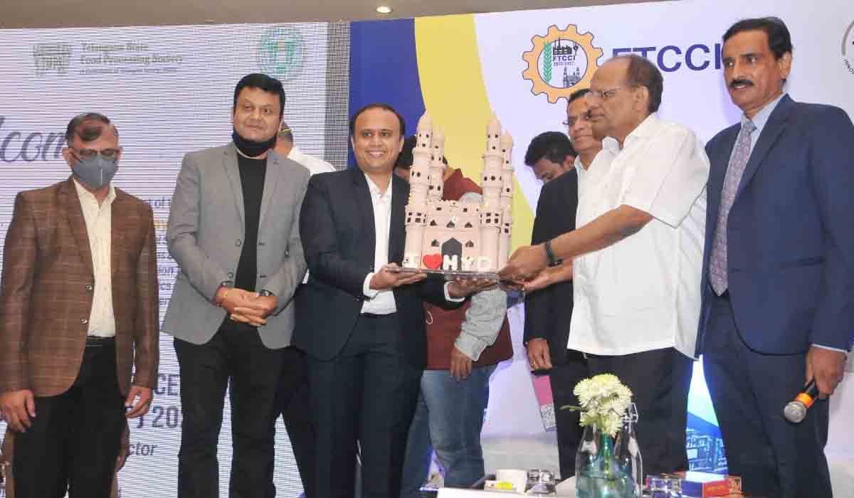 ప్ర‌తి జిల్లాలో ప్ర‌త్యేక ఫుడ్ ప్రాసెసింగ్ జోన్ : సీఎస్ సోమేశ్ కుమార్