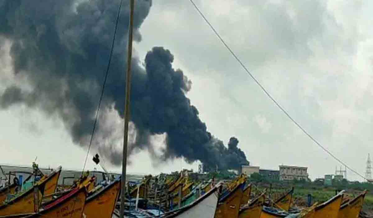 జీఎంఆర్‌ పవర్‌ప్లాంట్‌లో భారీ అగ్నిప్రమాదం.. ఎగిసిపడుతున్న మంటలు