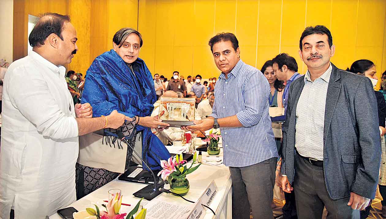 సిటీ.. ఐటీలో మేటి