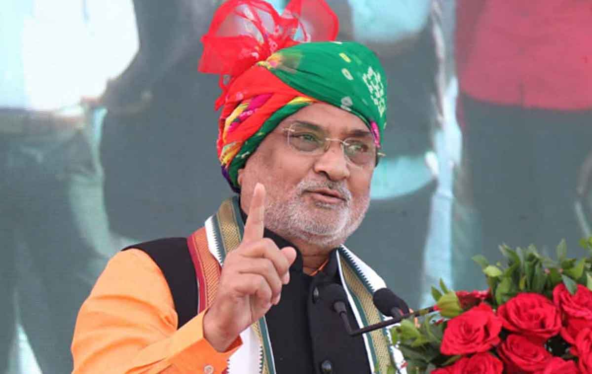 Gujarat CM | విజ‌య్ రూపానీ వార‌సులెవ‌రు.. పాటిదార్‌ల‌కే పెద్ద‌పీట వేస్తారా?!