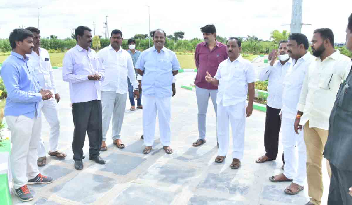 నేడు గ‌ద్వాల జిల్లాలో ప‌ర్య‌టించ‌నున్న మంత్రి కేటీఆర్