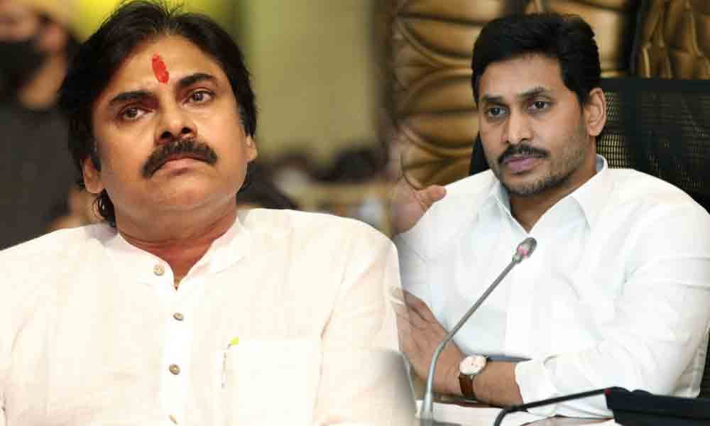 ఏపీలో వైఎస్సార్‌ కాంగ్రెస్‌, పవన్‌ కల్యాణ్‌ మధ్య మాటలయుద్ధం..