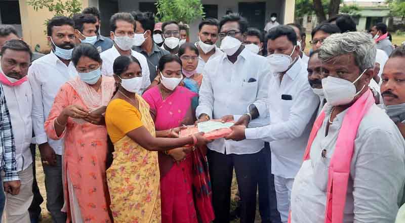 పేదింటి ఆడబిడ్డకు ‘కల్యాణలక్ష్మి’ కానుక