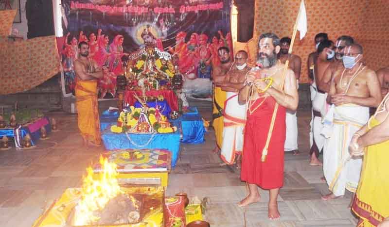 అభివృద్ధి ప్రదాత సీఎం కేసీఆర్‌