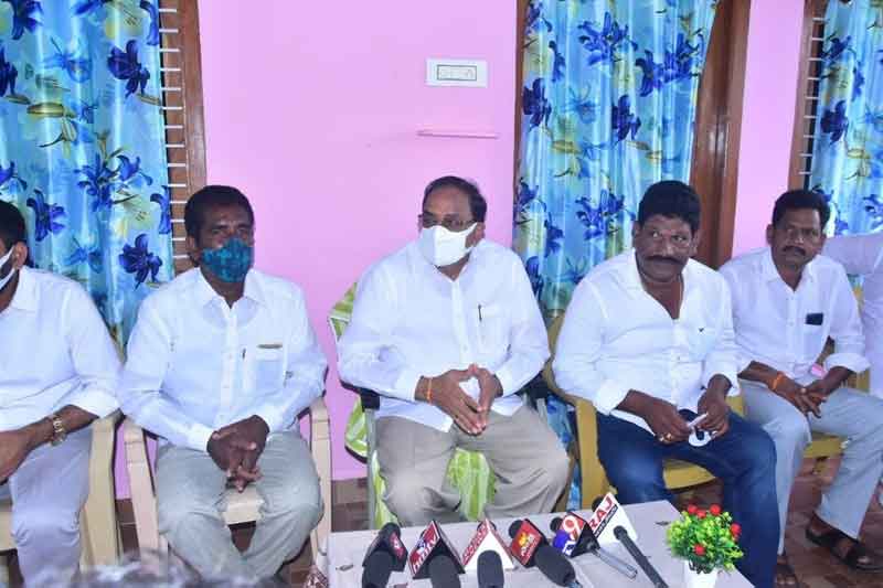 కేసీఆర్‌ వెంటే నా ప్రయాణం