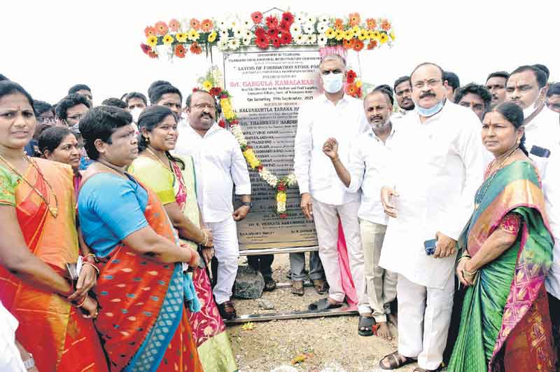 అదిరిపోయేలా కేసీఆర్‌ ఆటోనగర్‌