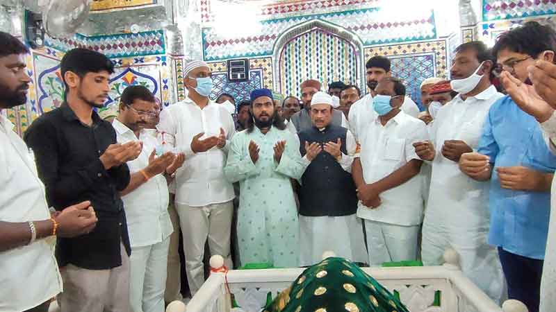 టీఆర్‌ఎస్‌ హయాంలోనే ముస్లింలకు భద్రత