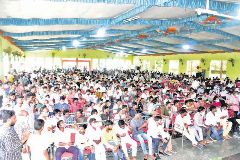 దళితదండు కదిలింది