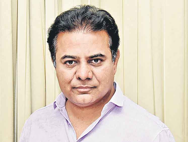 ఎగరేద్దాం.. గులాబీ జెండా