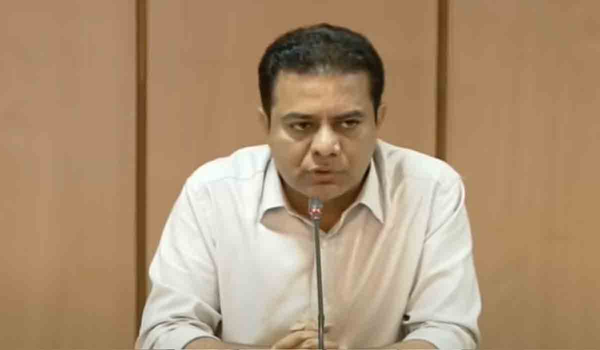 తెలంగాణ‌లో క్షీర విప్ల‌వం మొద‌లైంది : మంత్రి కేటీఆర్