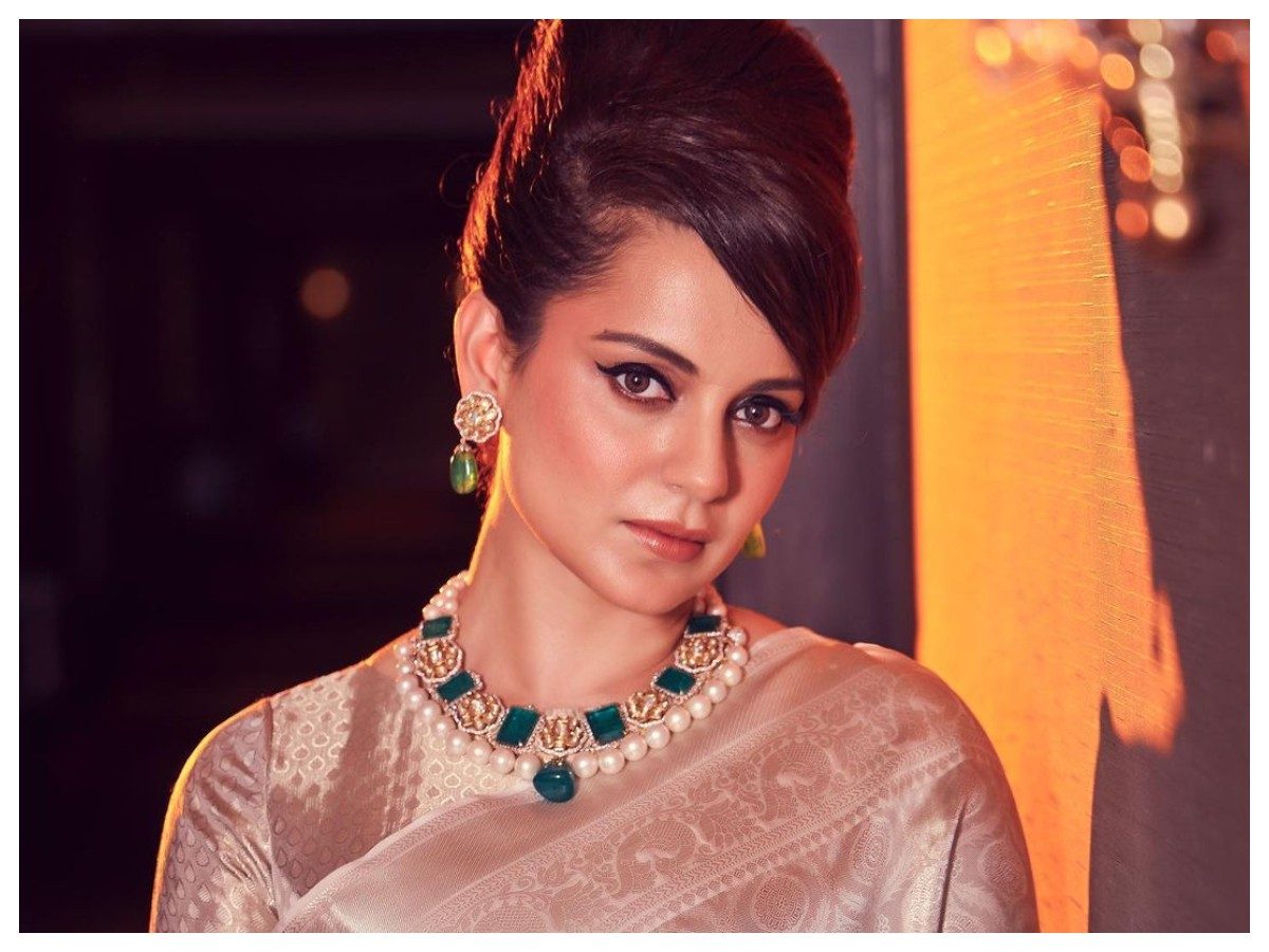 Kangana Ranaut | చీరక‌ట్టులో కంగన మెరుపులు
