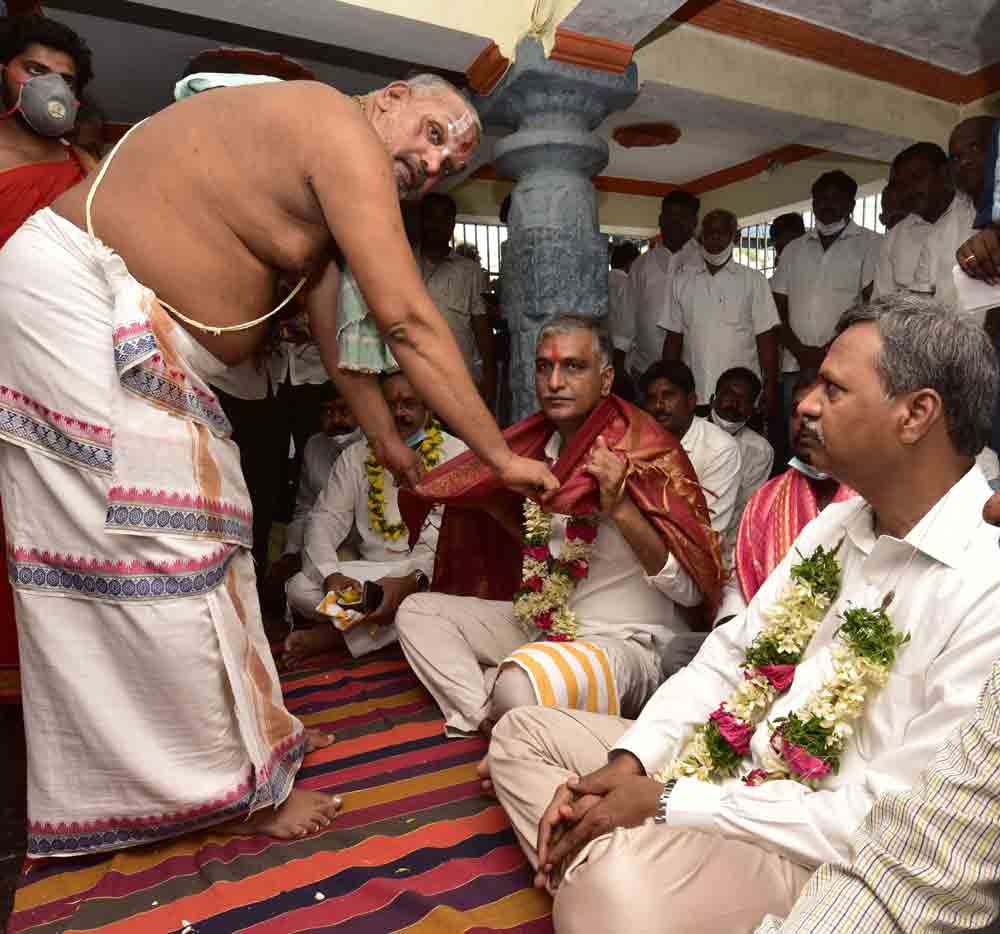 అలుపెరుగని అమాత్యుడు