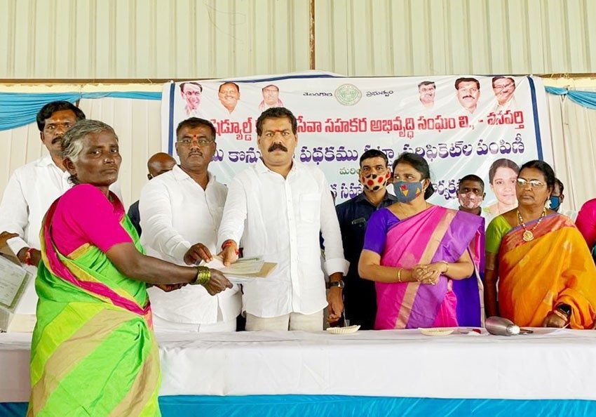 సంక్షేమం, అభివృద్ధి రెండు కళ్లు