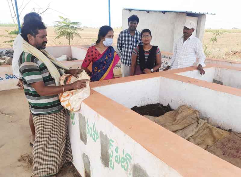 చెత్త నుంచి సిరులు