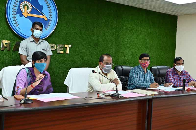 కంపోస్టు ఎరువుతో ఆదాయం సమకూర్చుకోవాలి