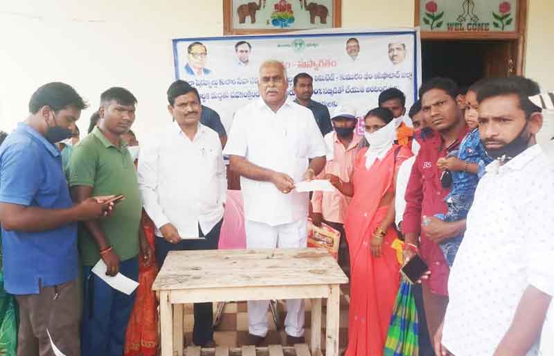 దళితుల అభ్యున్నతికి సర్కారు కృషి