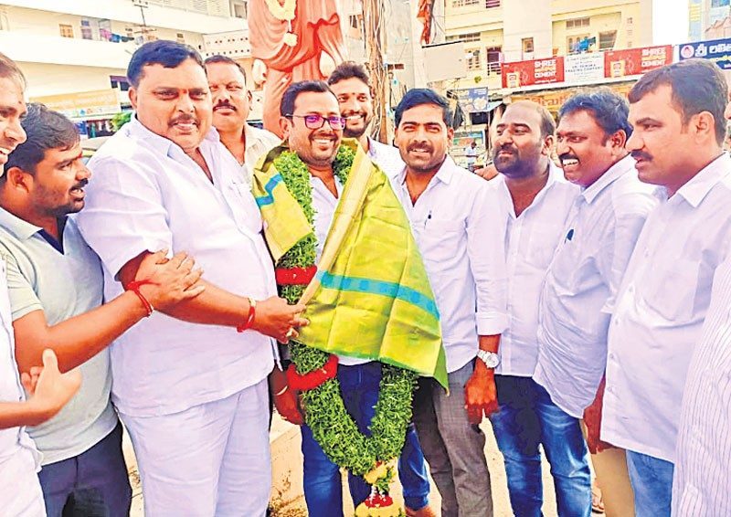 టీఆర్‌ఎస్‌ బలోపేతానికి కృషి చేస్తాం