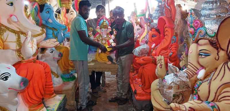 గణపతి నవరాత్రులకు సర్వం సిద్ధం