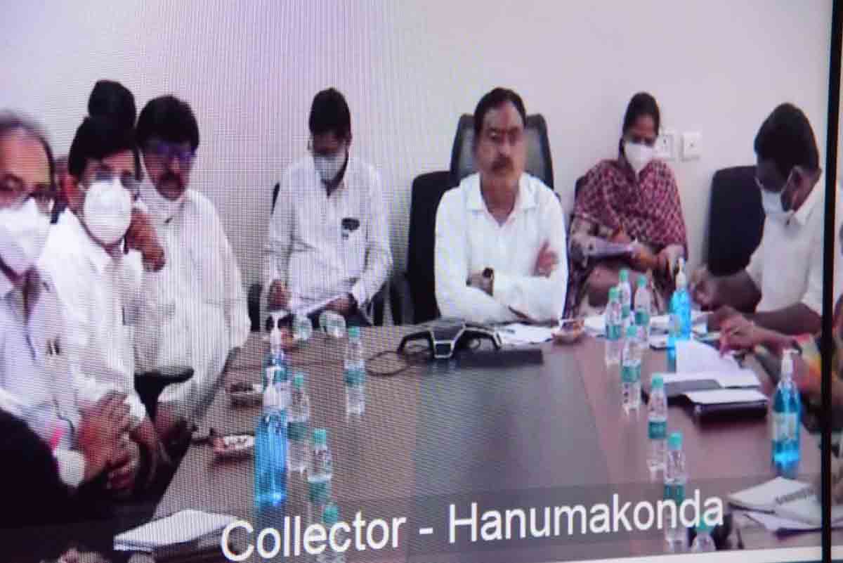 యుద్ధప్రాతిపదికన కరోనా వ్యాక్సినేషన్‌