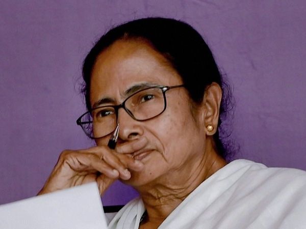 మోదీకి ప్ర‌త్యామ్నాయ‌ నేత‌గా తెర‌పైకి దీదీ పేరు : టీఎంసీ