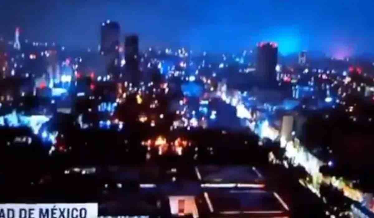 మెక్సికోలో భారీ భూకంపం.. ఊగిపోయిన భవనాలు