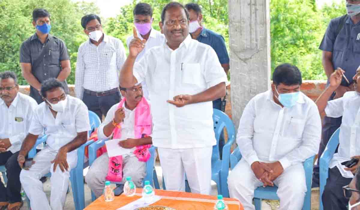 ప్రజలను ఉద్ధరించే పథకాలు ఒక్కటైనా తెచ్చారా: మంత్రి కొప్పుల ఈశ్వర్‌