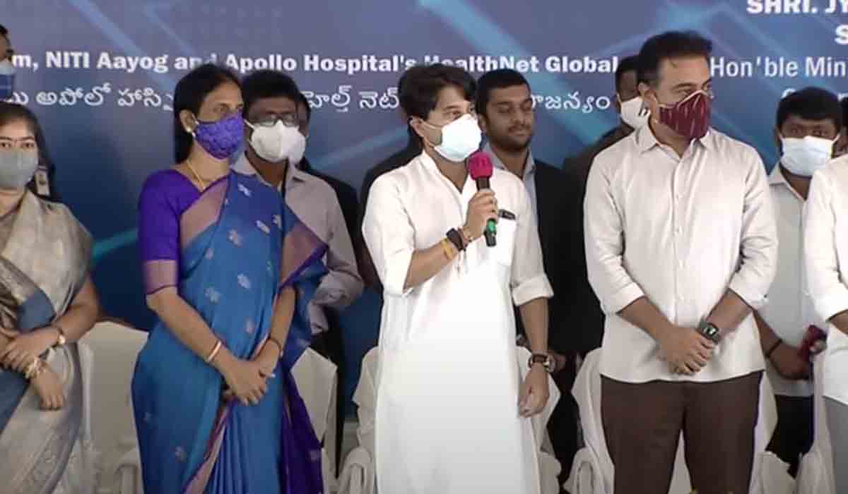 డ్రోన్‌ టెక్నాలజీ ఓ సంచలనం: కేంద్ర మంత్రి జ్యోతిరాదిత్య